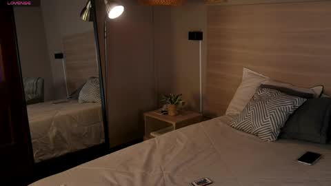 Snapshot of lua_ferch_ chatting on 04/14/26, 01:06 ---Goys incredible photographs online show from 04/14/26, 01:06