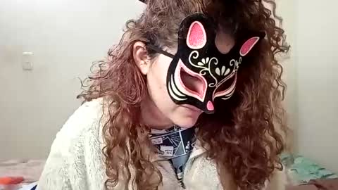 luana363 online show from 02/18/25, 06:48