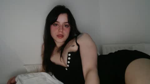 luana online show from 10/16/25, 09:38