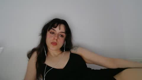 luana online show from 02/27/26, 10:21