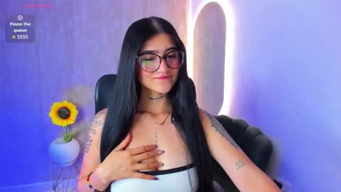 Luana online show from 09/29/25, 12:10