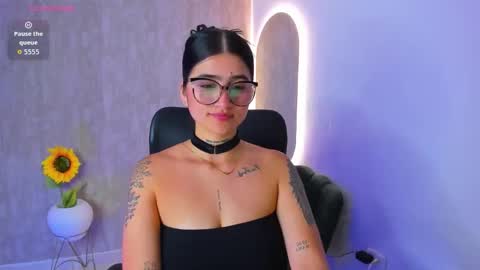 Luana online show from 10/20/25, 12:05