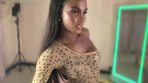 Snapshot of luanarisque chatting on 03/10/26, 09:03 IG luana orq online show from 03/10/26, 09:03