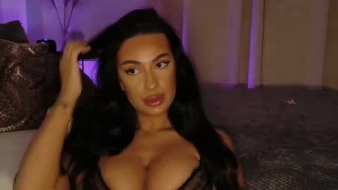 Snapshot of luanaxdess chatting on 05/29/26, 05:55 Luana Dess online show from 05/29/26, 05:55
