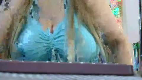 luanna837 online show from 10/05/25, 01:42