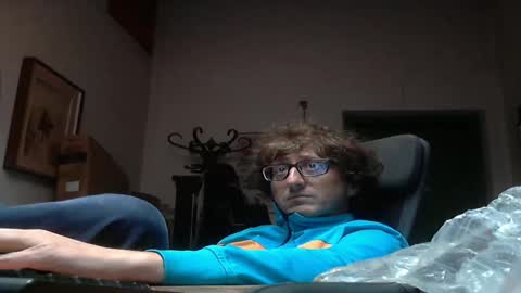 Snapshot of luca78_78 chatting on 09/28/25, 02:33 luca78 online show from 09/28/25, 02:33