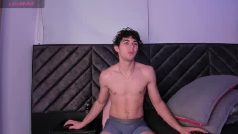 Luca Ferrer online show from 12/07/24, 02:09