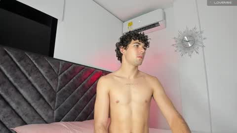 Luca Ferrer online show from 02/22/25, 03:01