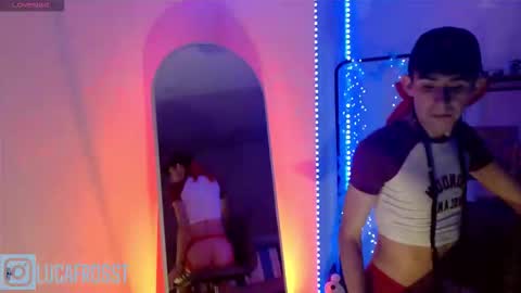 Snapshot of luca_frost chatting on 11/14/25, 10:36 Luca online show from 11/14/25, 10:36