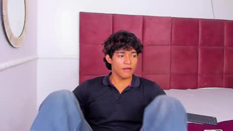 Snapshot of luca_mashle chatting on 06/15/26, 02:47 luca_mashle online show from 06/15/26, 02:47