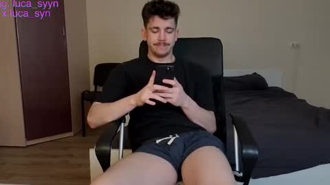 Snapshot of luca_syn chatting on 03/23/26, 07:18 Luca S online show from 03/23/26, 07:18