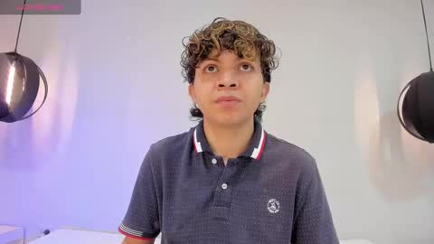 Snapshot of lucaas_king chatting on 01/28/25, 11:49 Lukas online show from 01/28/25, 11:49