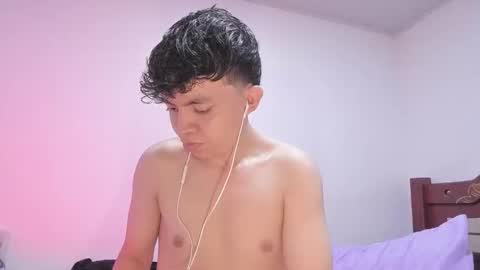 Snapshot of lucaas_king chatting on 01/31/25, 12:18 Lukas online show from 01/31/25, 12:18