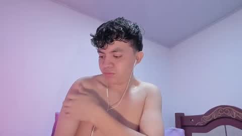 Snapshot of lucaas_king chatting on 02/05/25, 12:38 Lukas online show from 02/05/25, 12:38