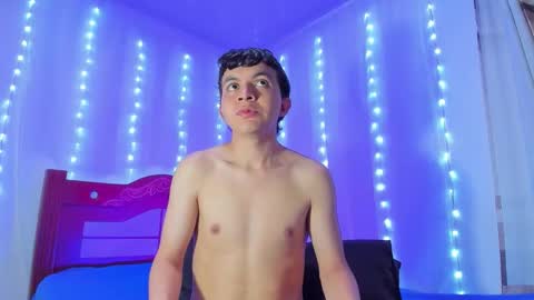 Snapshot of lucaas_king chatting on 10/07/25, 06:49 Lukas online show from 10/07/25, 06:49