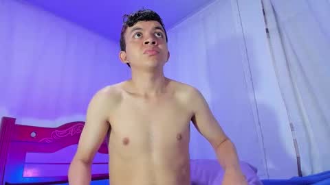 Snapshot of lucaas_king chatting on 11/25/25, 09:42 Lukas online show from 11/25/25, 09:42