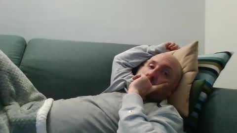 Snapshot of lucabeech88 chatting on 04/30/26, 06:25 Luca online show from 04/30/26, 06:25