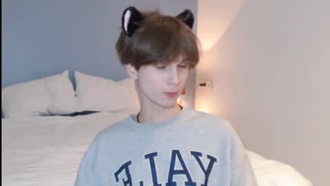 Snapshot of lucacharm chatting on 12/24/24, 08:05 lucacharm online show from 12/24/24, 08:05