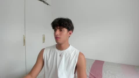 lucacosta19 online show from 05/28/26, 05:54
