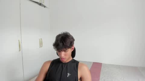 lucacosta19 online show from 05/30/26, 08:06