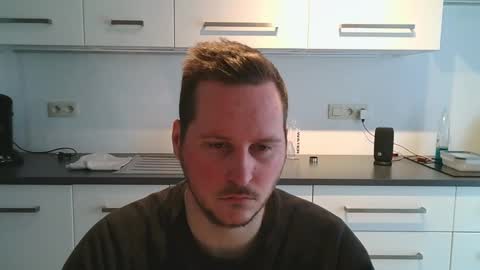 Snapshot of lucas1996_ chatting on 01/28/25, 10:56 Lucas online show from 01/28/25, 10:56