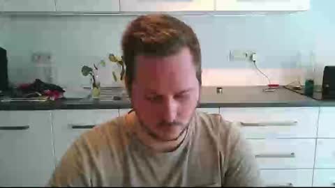 Snapshot of lucas1996_ chatting on 02/18/25, 02:16 Lucas online show from 02/18/25, 02:16