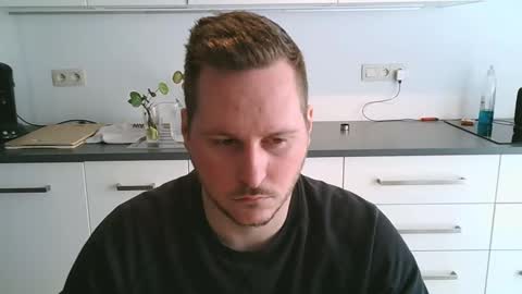 Snapshot of lucas1996_ chatting on 03/04/25, 03:26 Lucas online show from 03/04/25, 03:26