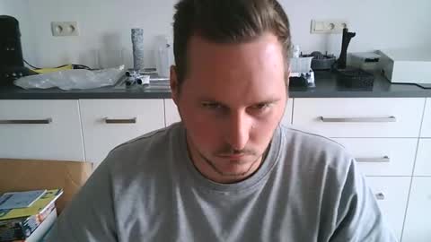 Snapshot of lucas1996_ chatting on 09/16/25, 02:40 Lucas online show from 09/16/25, 02:40