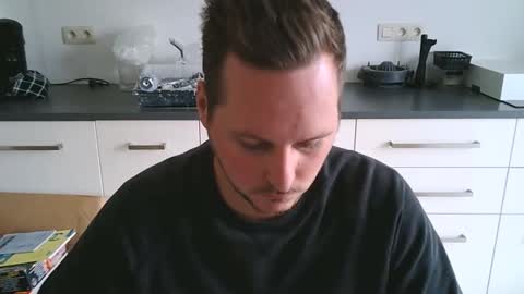 Snapshot of lucas1996_ chatting on 09/18/25, 01:13 Lucas online show from 09/18/25, 01:13