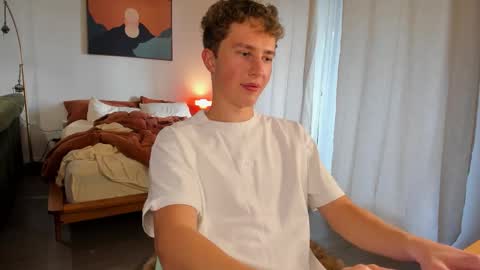 Snapshot of lucas_and_matteo chatting on 10/23/25, 11:35 Lucas and Matteo online show from 10/23/25, 11:35