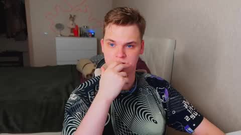 Snapshot of lucas_dany chatting on 12/02/25, 04:07 Lucas Gill online show from 12/02/25, 04:07