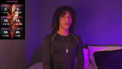 Snapshot of lucas_eevans07 chatting on 02/27/25, 07:04   online show from 02/27/25, 07:04