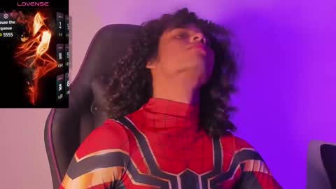 Snapshot of lucas_eevans07 chatting on 02/28/25, 04:31   online show from 02/28/25, 04:31