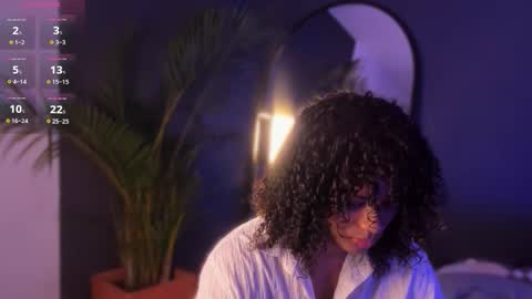 Snapshot of lucas_eevans07 chatting on 11/19/25, 01:44 online show from 11/19/25, 01:44