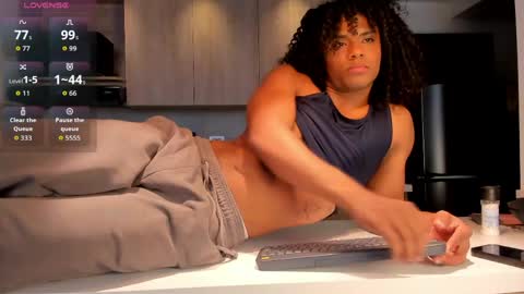   online show from 06/01/26, 05:25