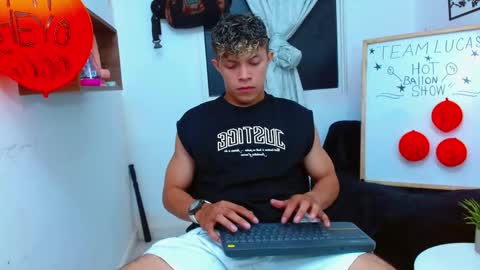 Lucas Luxx online show from 11/27/25, 01:13