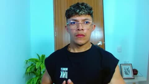 Lucas Luxx online show from 03/03/26, 12:17