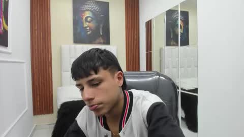 Snapshot of lucas_rivass chatting on 12/04/25, 09:45 LUCAS RIVAS online show from 12/04/25, 09:45