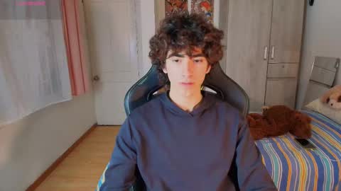 lucas_xo online show from 11/27/25, 10:12