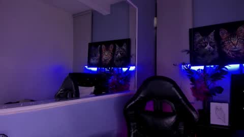 lucascarterr online show from 11/30/25, 03:43