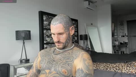 lucasexclusive online show from 12/10/24, 04:24