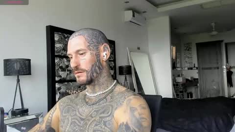 lucasexclusive online show from 12/11/24, 03:56