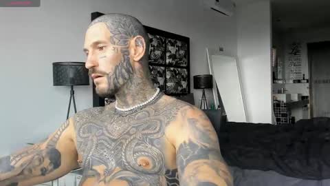 lucasexclusive online show from 12/20/24, 07:44