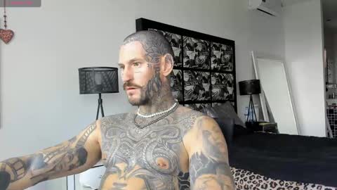 lucasexclusive online show from 01/03/25, 03:16