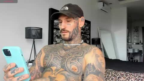lucasexclusive online show from 01/13/25, 04:07