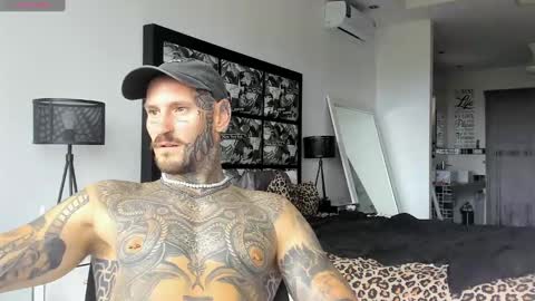 lucasexclusive online show from 01/26/25, 04:51