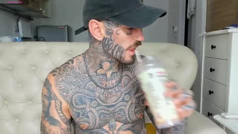 lucasexclusive online show from 09/18/25, 06:15