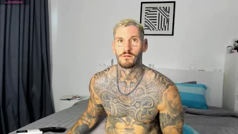 lucasexclusive online show from 11/26/25, 08:26