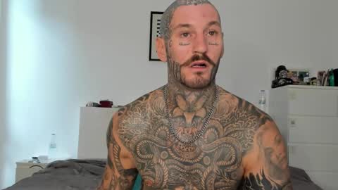 Snapshot of lucasexclusive chatting on 03/22/26, 04:05 lucasexclusive online show from 03/22/26, 04:05