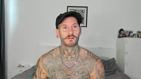 Snapshot of lucasexclusive chatting on 03/24/26, 04:17 lucasexclusive online show from 03/24/26, 04:17